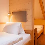 Capricorn Hotel 3*
