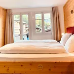 Capricorn 3* Церматт