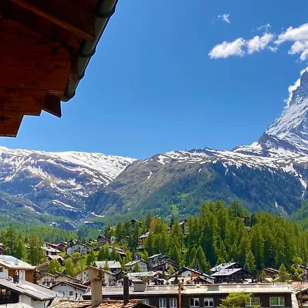 Capricorn 3* Ζερμάτ